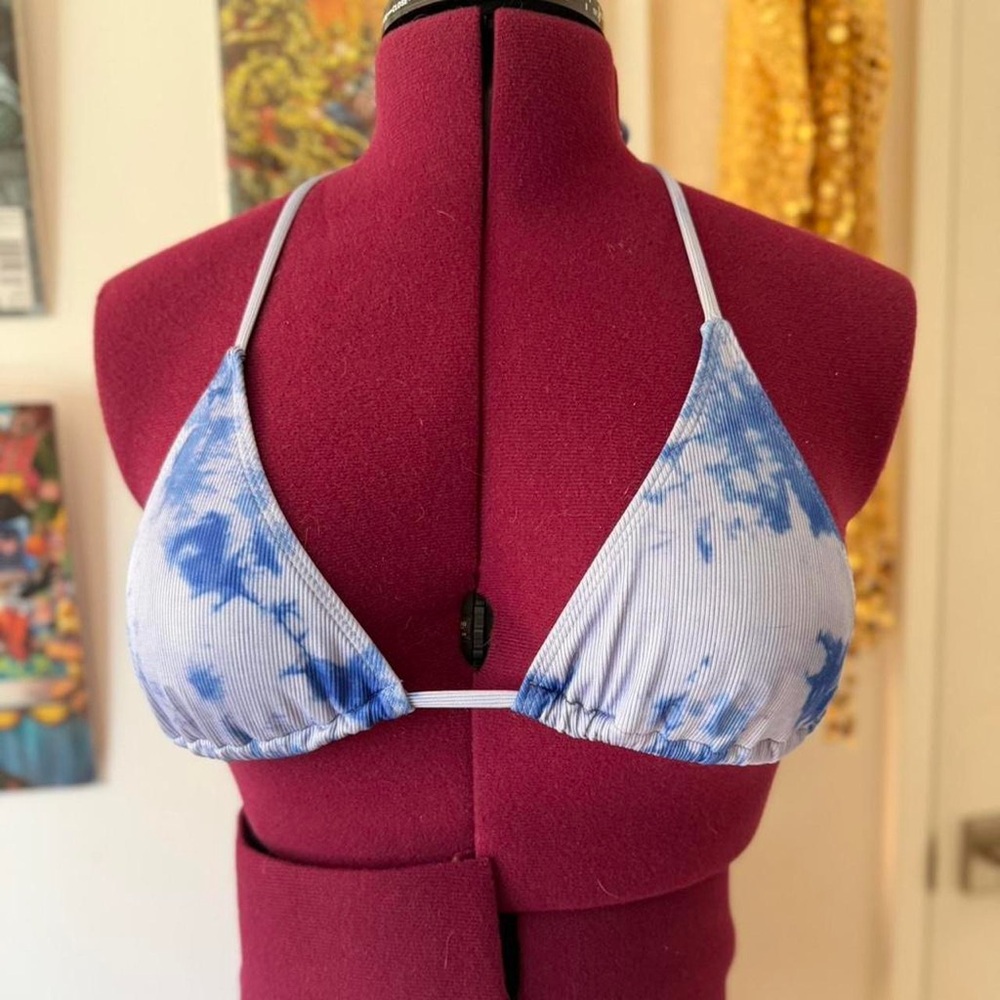 Blue tie-dye cheeky bikini set with adjustable straps